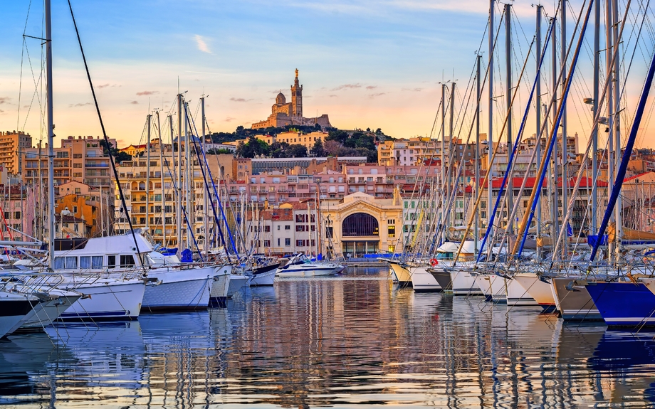 Yachten im alten Hafen von Marseille, Frankreich