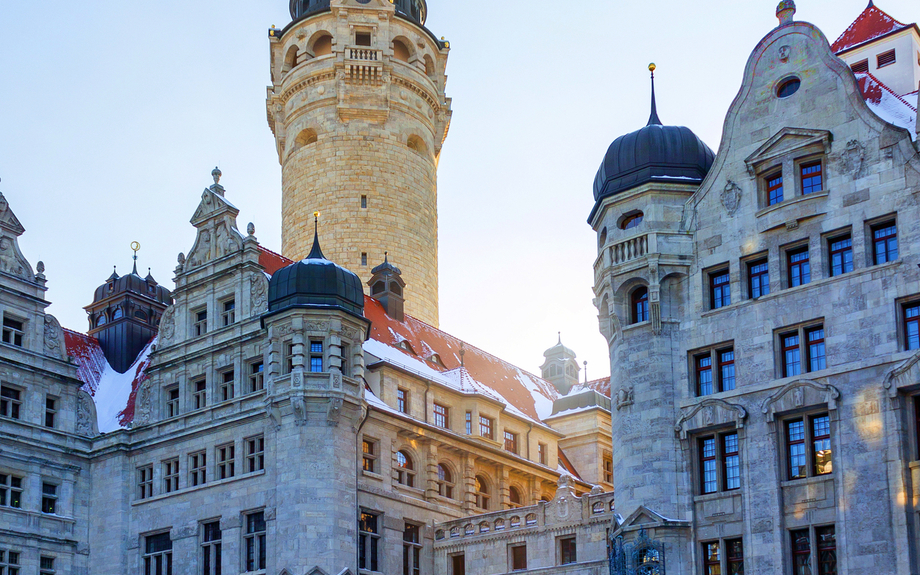 Neues Rathaus in Leipzig im Winter