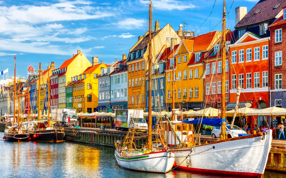 alter Hafen Nyhavn im Zentrum von Kopenhagen