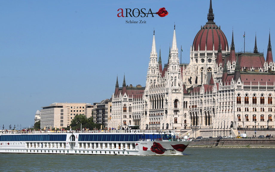 Donau-Kreuzfahrt bei Budapest mit der A-ROSA Riva