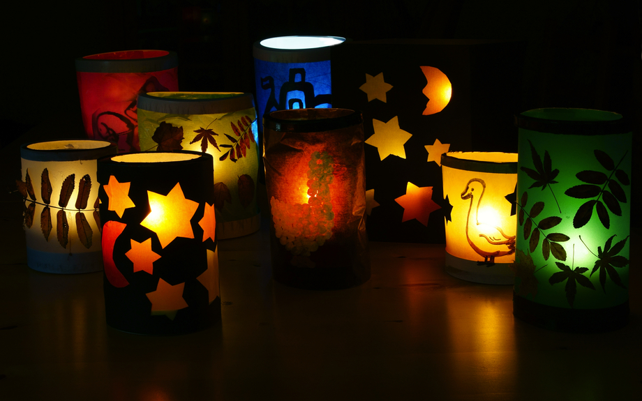 Selbstgemachte Laternen für die St.-Martins-Prozession