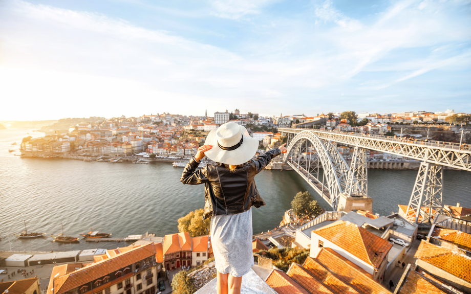 Altstadt bei Sonnenuntergang in Porto
